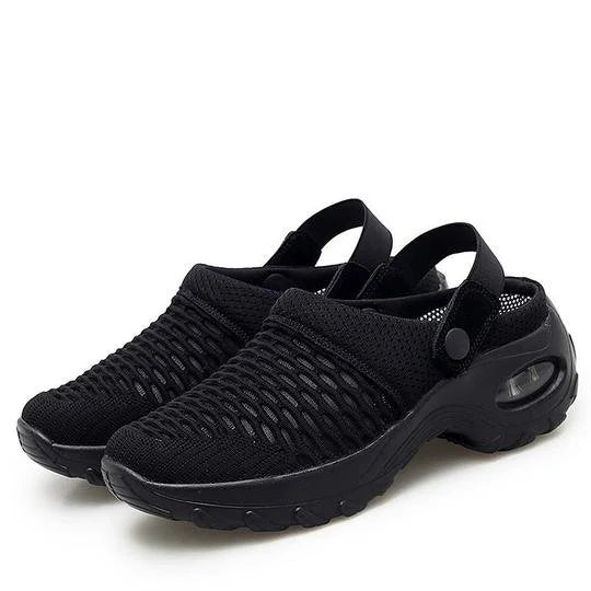 Damen Bequemschuhe: Slip-On, Luftkissen-Sohle und breite Zehenbox für optimalen Gehkomfort.