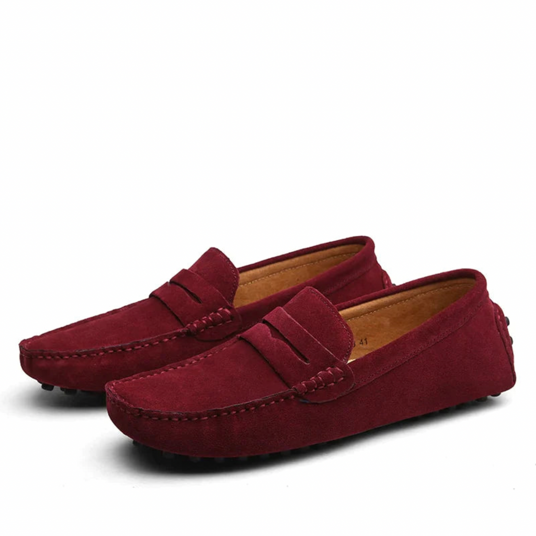 Stilvolle schwarze Herren Loafers, modische Frühlingsschuhe. Bequem für Büro & Alltag.