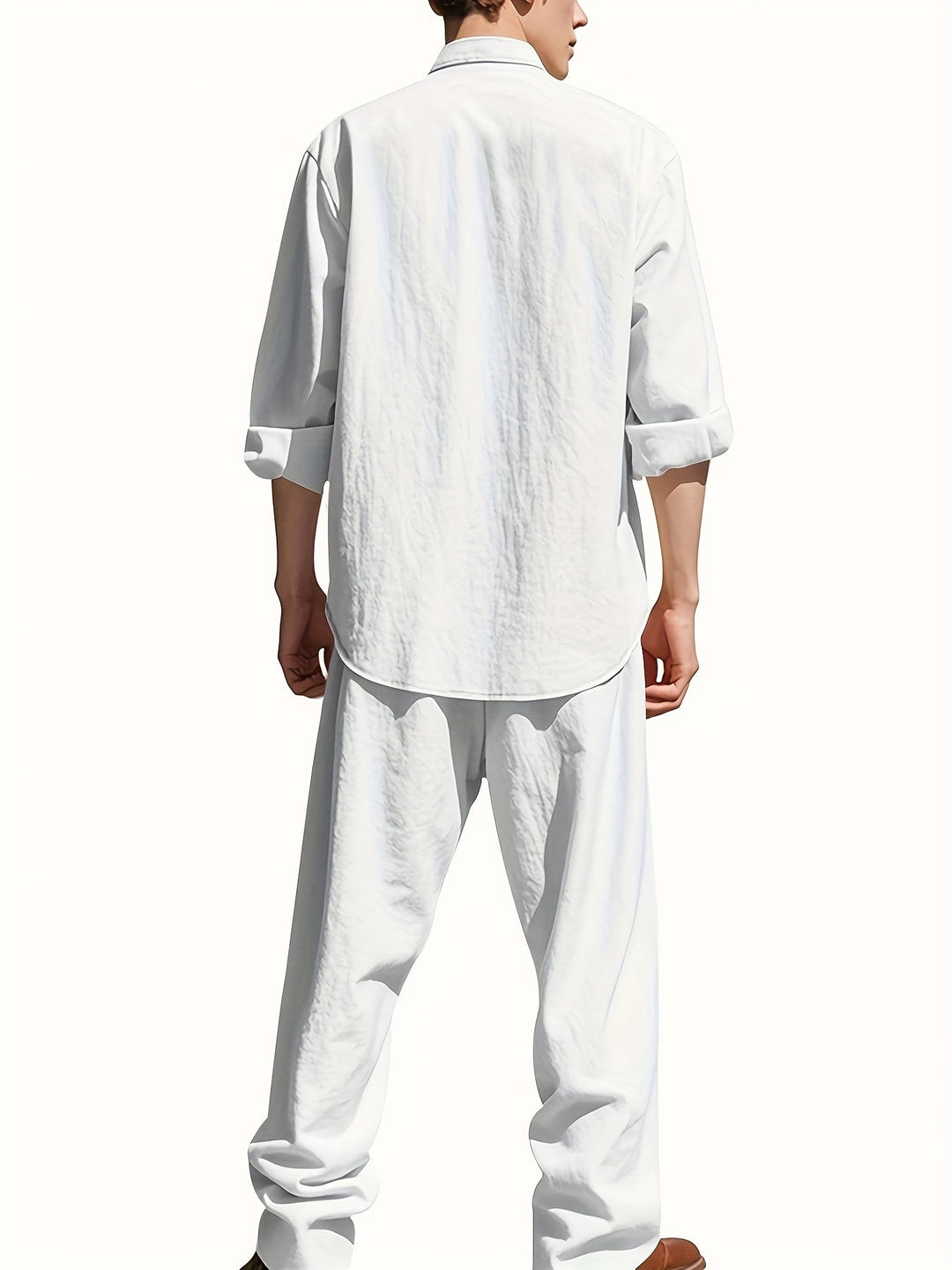 Modernes Herren Sommer Set: Stehkragen Hemd & bequeme Hose im Relaxed Fit für Freizeit.