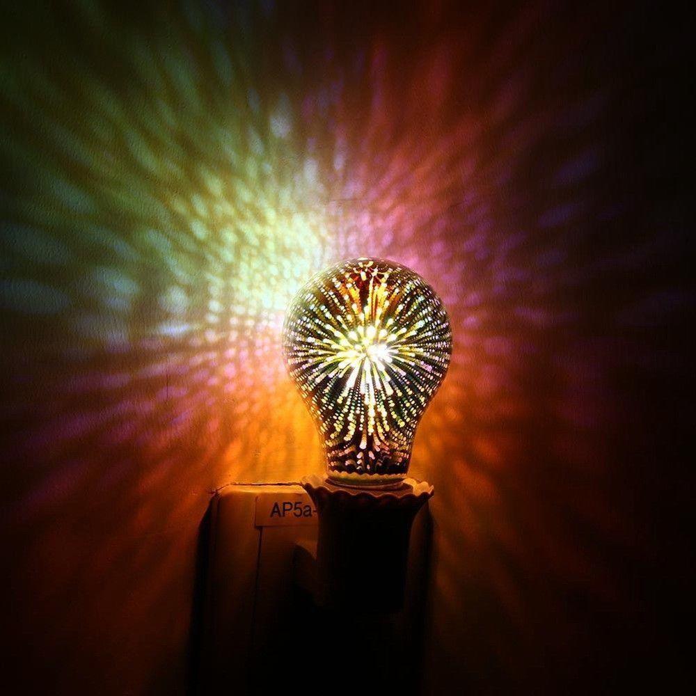 Dekorative E27 LED Glühbirne im Edison-Stil mit 3D Sternenlicht & Feuerwerkseffekt. Perfekt als Nachtlicht.