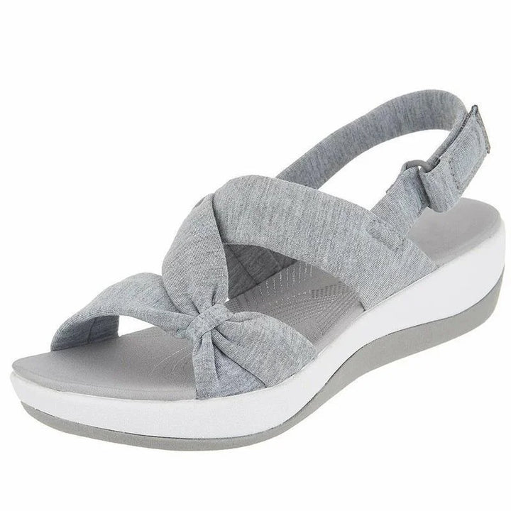 Damen Komfort-Sandalen mit Fußgewölbeunterstützung, leicht und verstellbar für optimalen Halt.