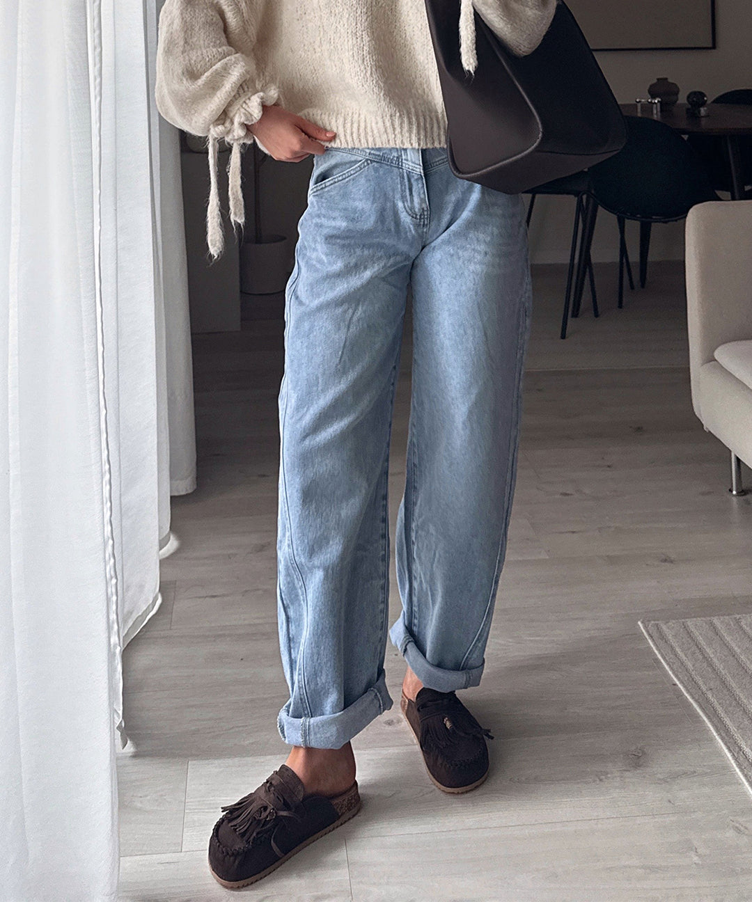 Komfortable Damen Barrel Jeans, hellblaue Stretch-Hose, weite Beine, perfekt für Freizeit.