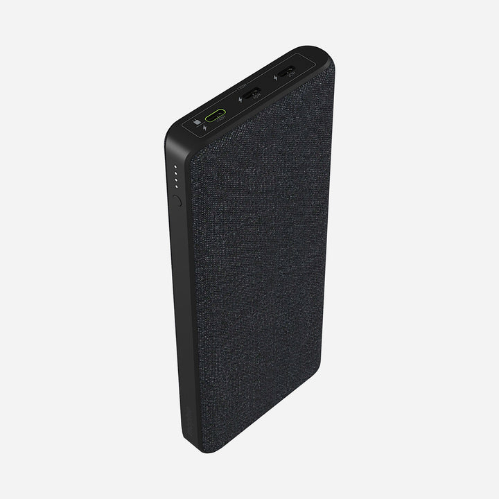 Schwarze Powerbank 25000 mAh mit 100W USB-C Schnellladung für Laptops & Smartphones.