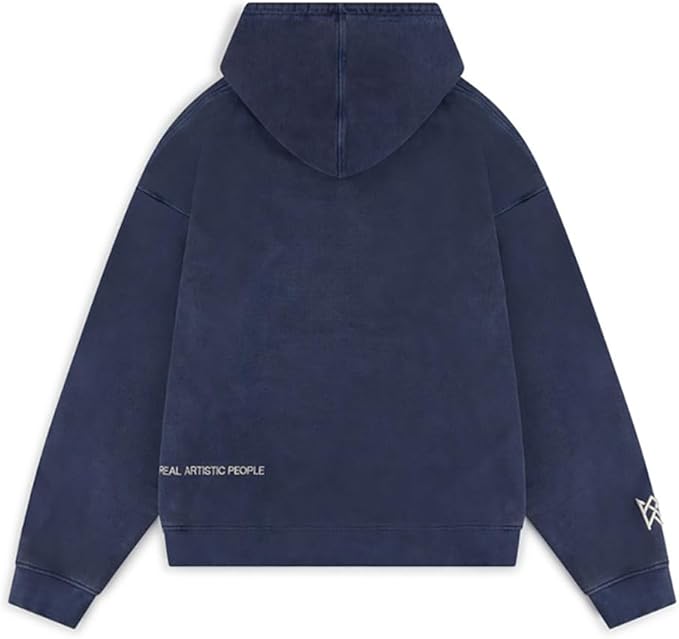 Weicher Unisex Kapuzenpullover mit Strass-Applikation, vereint Komfort und individuellen Style.