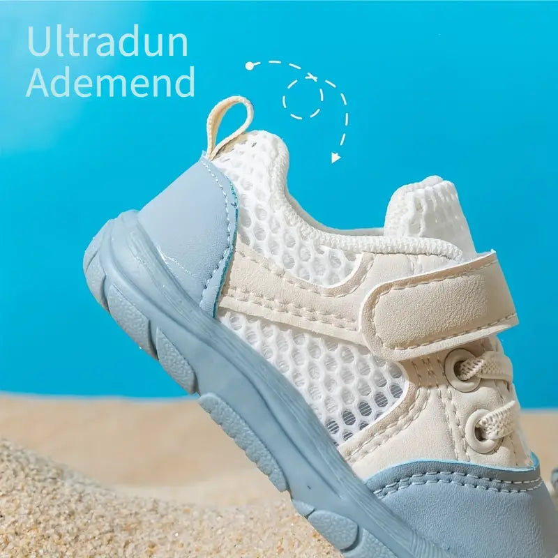 Atmungsaktive Baby Schuhe, weich & bequem, unterstützen gesunde Fußentwicklung von Kleinkindern.