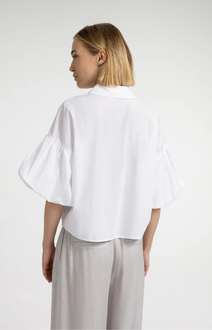 Leichte Damen Sommerbluse, Oversize-Schnitt mit schicken Ballonärmeln; ideal für entspannte Tage.