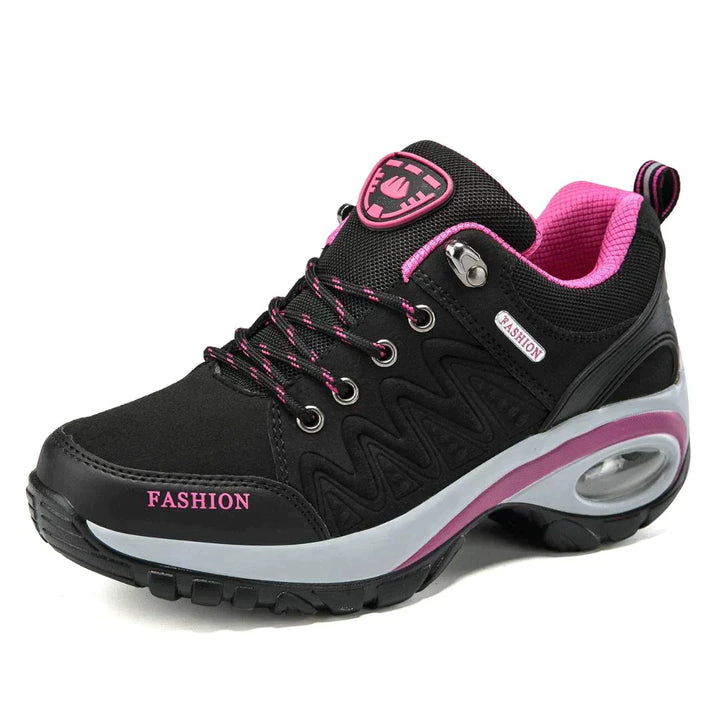 Stützende orthopädische Damen Wanderschuhe. Bieten maximalen Komfort und sicheren Halt bei langen Wanderungen.