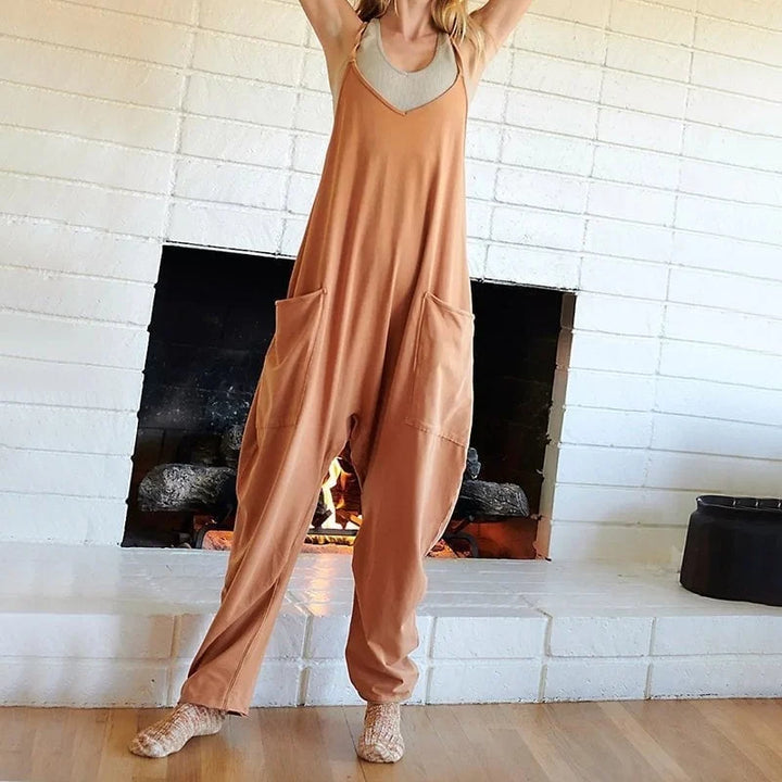 Eleganter Damen-Jumpsuit, locker fallend, V-Ausschnitt, mit praktischen Taschen für den Sommer.