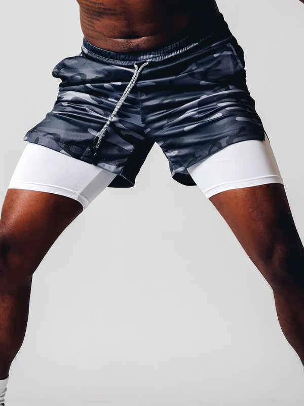 Sportliche Herren Athletic Shorts in Schwarz, ideal für Laufen & Training.