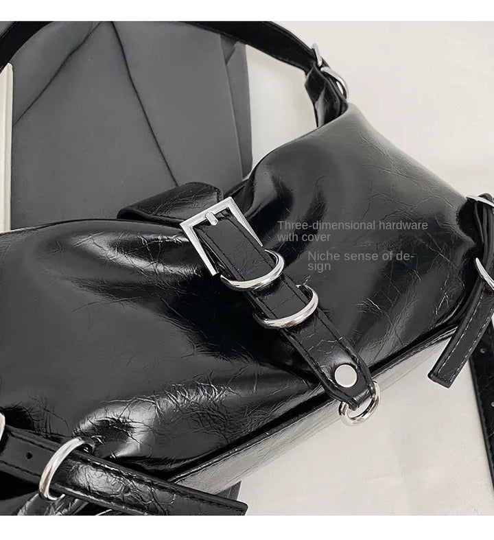 Elegante Umhängetasche, ideal für Business & Freizeit, ein praktisches & modisches Accessoire.