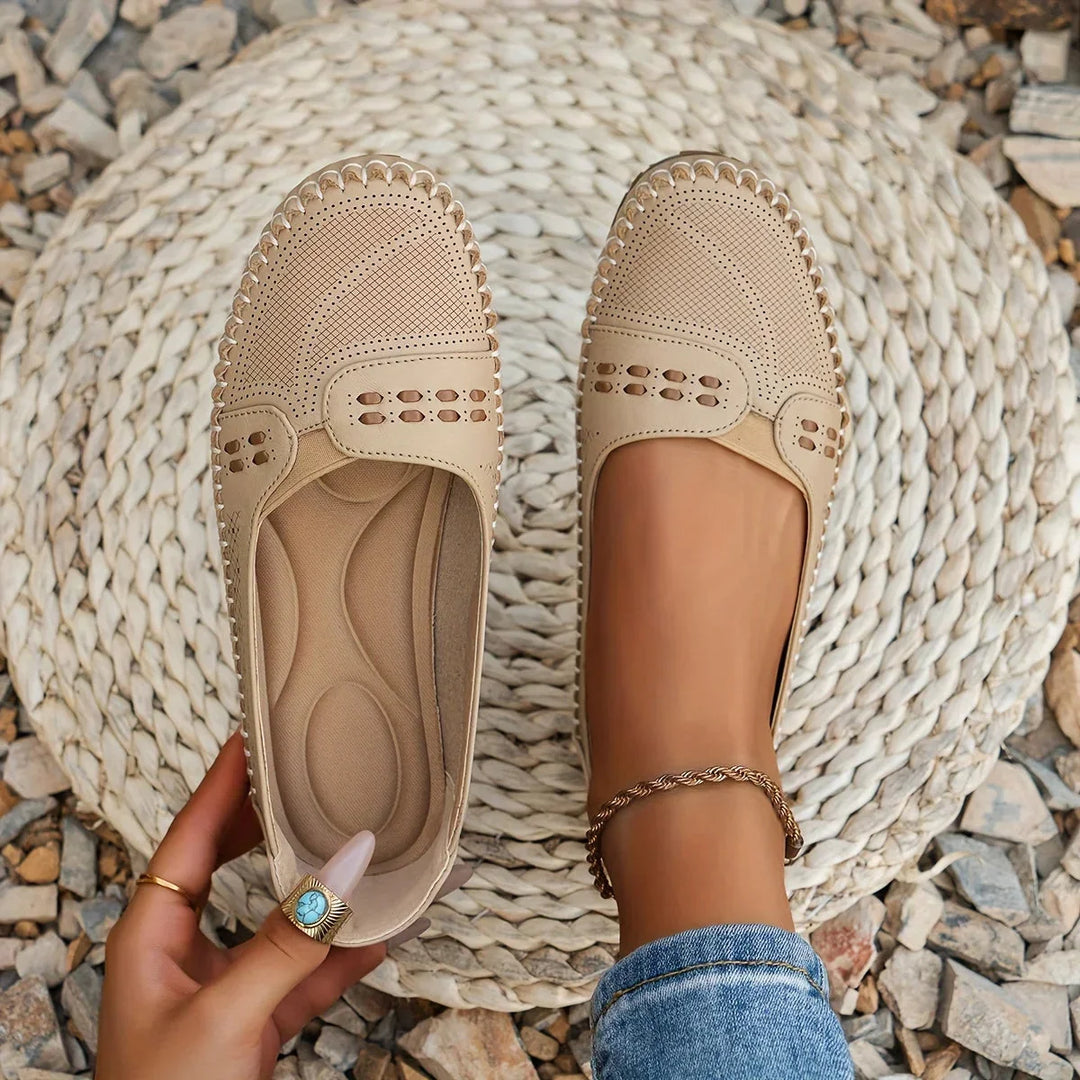 Bequeme atmungsaktive Damen Slipper für den Alltag, ideal als Slip-On Halbschuhe.