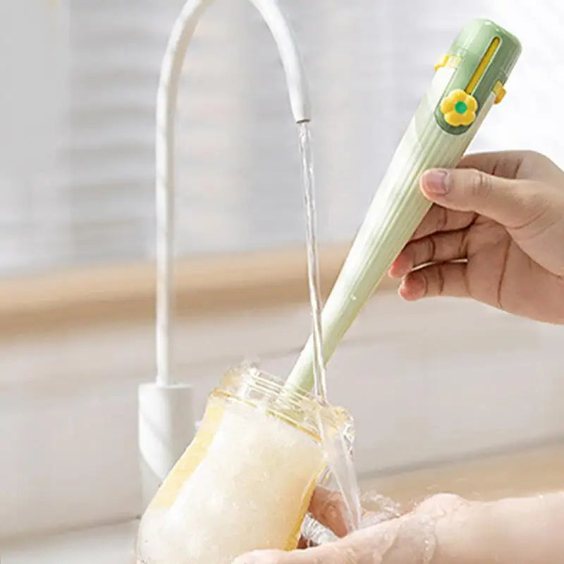 Ergonomische 5in1 Spülbürste; idealer Küchenhelfer für nachhaltige und hygienische Flaschenreinigung.