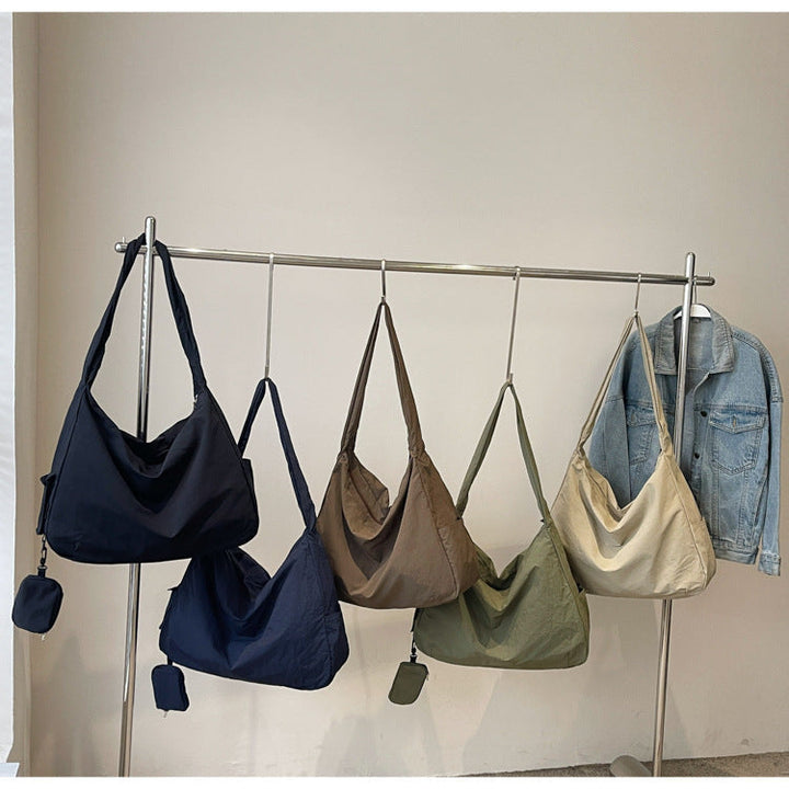 Vielseitige Damen Tasche, Crossbody & Schulter, Khaki, ideal für jede Gelegenheit, mit Reißverschluss.