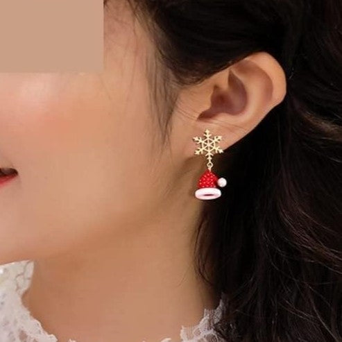 Funkelnde Schneeflocken-Ohrringe für Weihnachten, eleganter Damenschmuck für winterliche Outfits und festliche Geschenke.