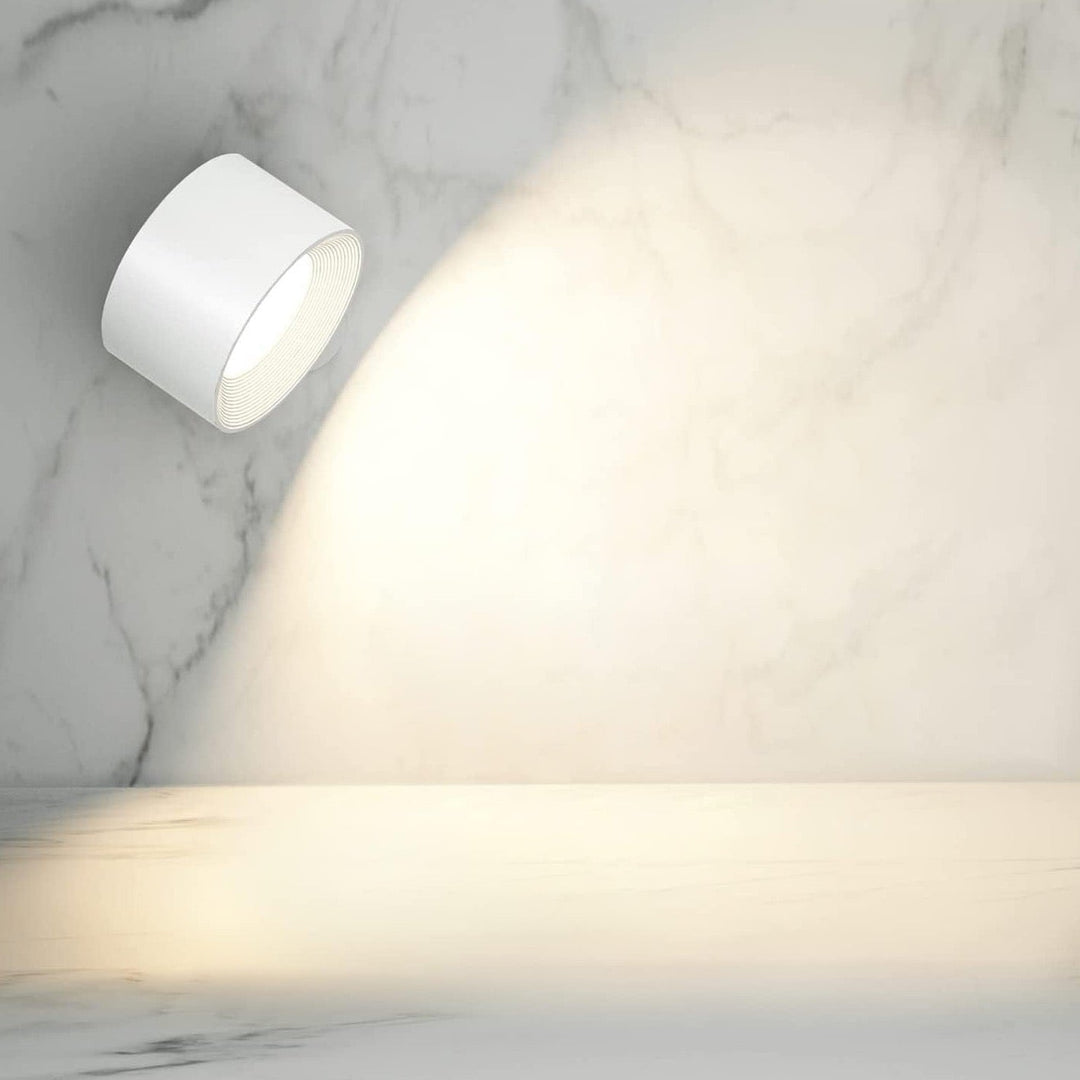 Moderne Wohnzimmerlampe: FlexiGlow kabellose LED-Wandleuchte, dimmbar & flexibel für Ambientebeleuchtung.