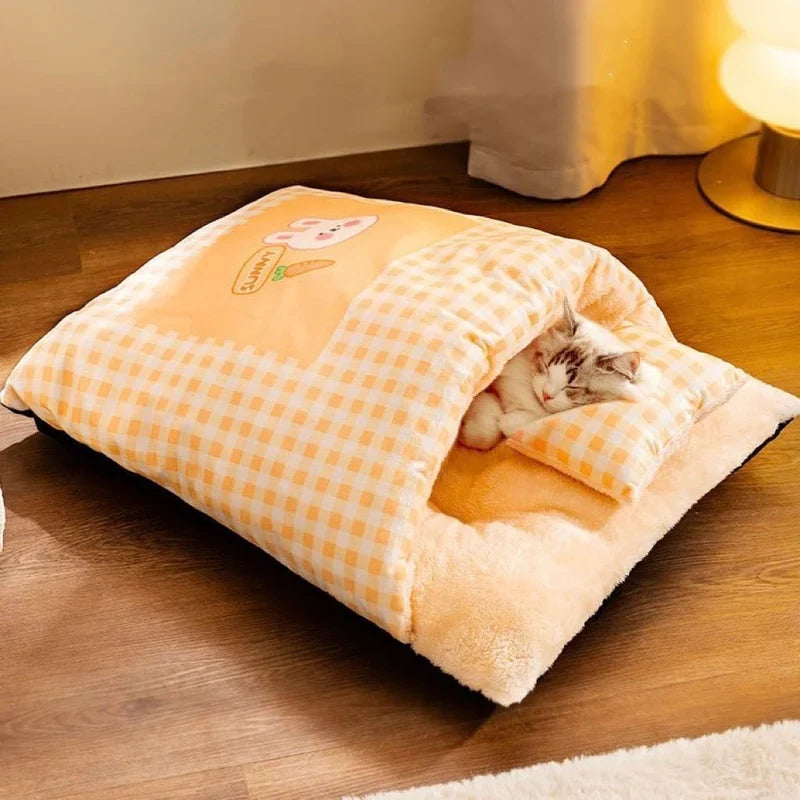 Hochwertiger Katzen-Schlafsack aus Plüsch, ein warmes und bequemes Haustierbett für jede Katze.