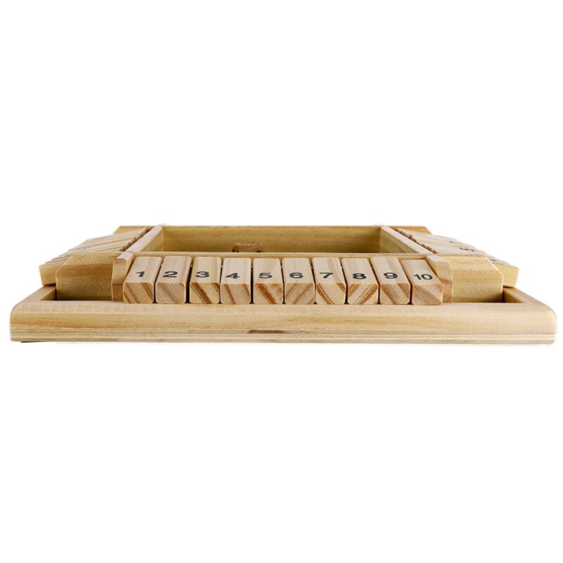 Detailansicht des Holzspielzeugs: naturbelassenes, nachhaltiges Brettspiel für Kinder & Erwachsene.