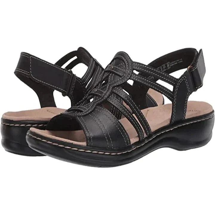 Detailansicht der hochwertigen, leichten Damen Orthopädie Sandalen mit weicher Sohle für Komfort den ganzen Tag.
