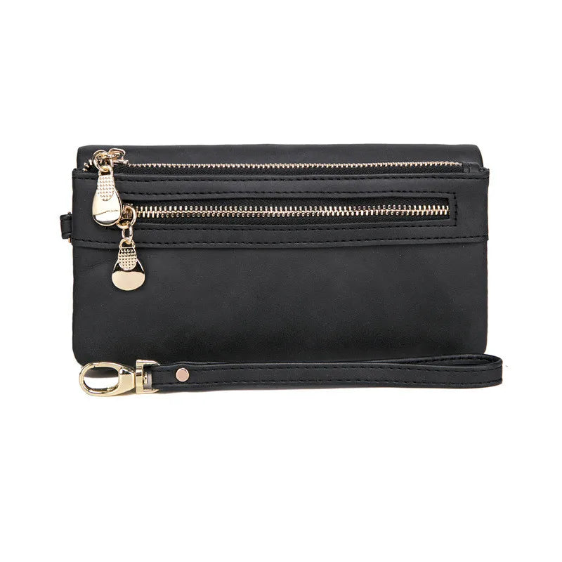 Detailaufnahme der stilvollen Damen Clutch Geldbörse. Edles Material & hochwertige Verarbeitung.