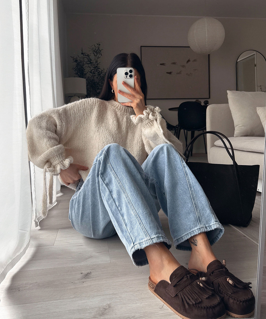 Lässige Damen Barrel Jeans in Hellblau, weite Hose mit Stretch für optimalen Tragekomfort.