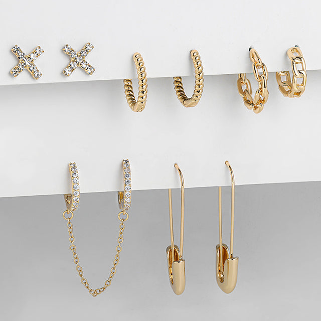Elegante Retro Herz Tropfenohrringe mit Zirkonia – perfektes Schmuck Accessoire für besondere Anlässe.