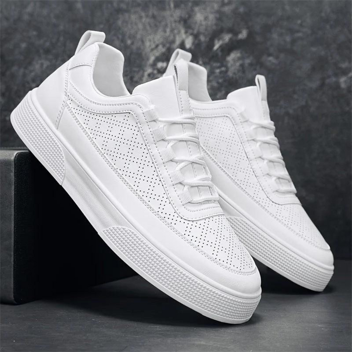 Modische Herren-Sneaker, Seitenansicht, kombinieren Stil mit hohem Tragekomfort für jede Gelegenheit.