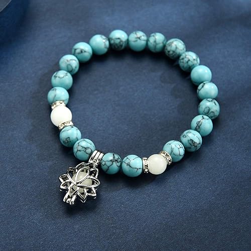 Dieses Unisex Lotus Armband leuchtet faszinierend im Dunkeln, ein spiritueller Hingucker.