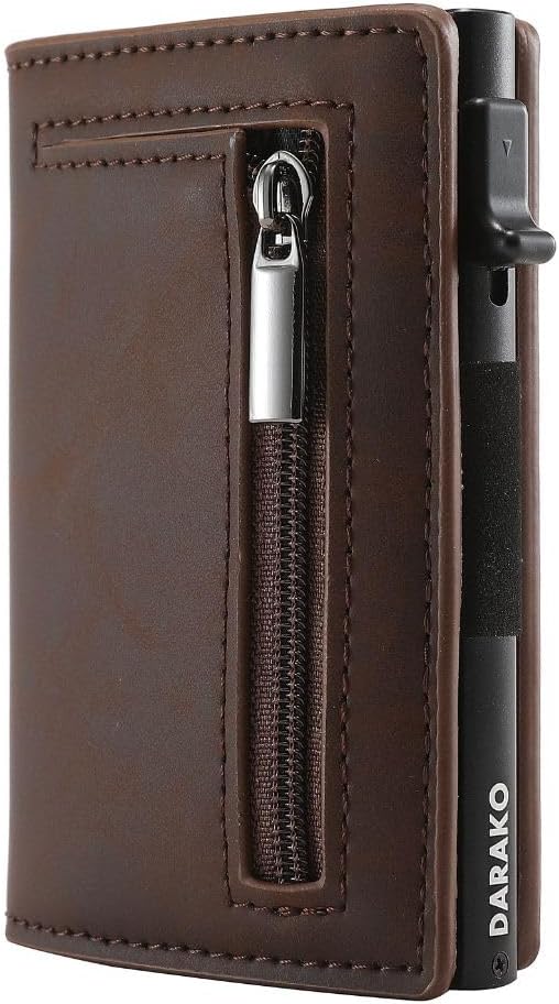 Detailansicht der Slim Wallet mit RFID-Schutzfunktion für sicheres Aufbewahren von Kreditkarten und Ausweisen.