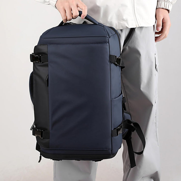 Unisex TrekPro Laptop-Rucksack (15 Zoll) mit USB-C, wasserdicht & stylisch für Pendler und Reisen.
