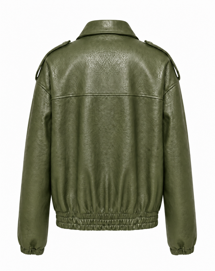 Lässige Damen Bikerjacke, kurz geschnitten & oversized. Ideal als stylische Fashion-Jacke mit Reverskragen.