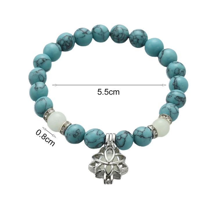 Zen-inspiriertes Unisex Perlenarmband mit Lotus, leuchtet im Dunkeln, fördert innere Ruhe.