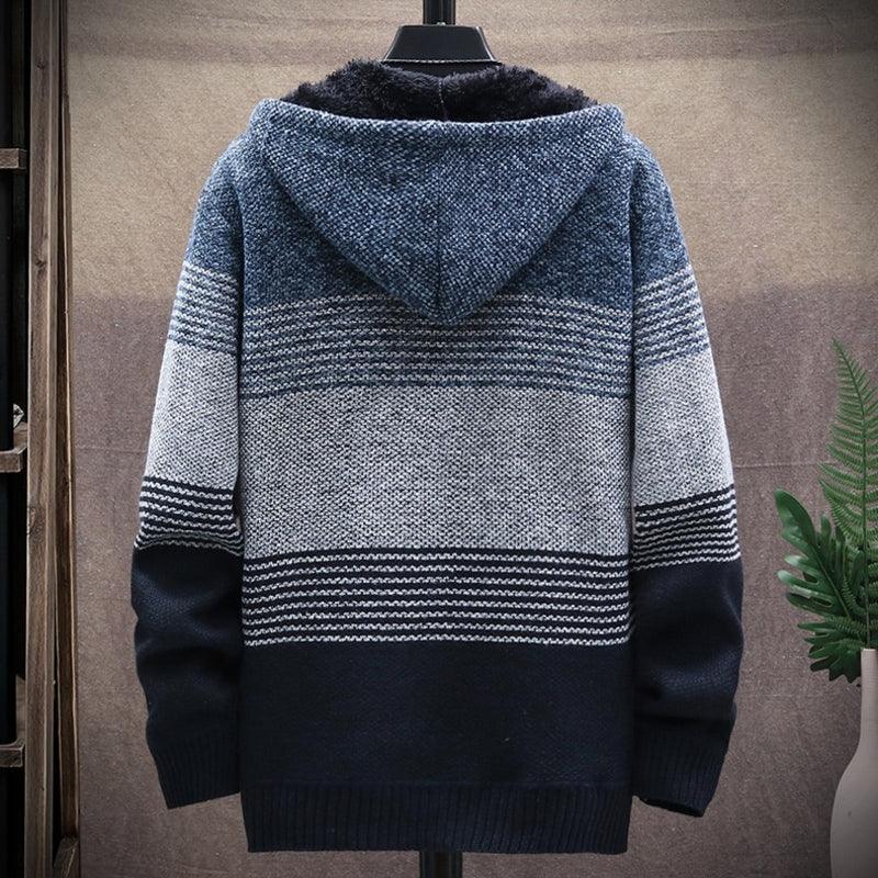 Hochwertige Herren Grobstrickweste mit Knopfleiste. Must-have für stilvolle und warme Herbst-Winter-Outfits.