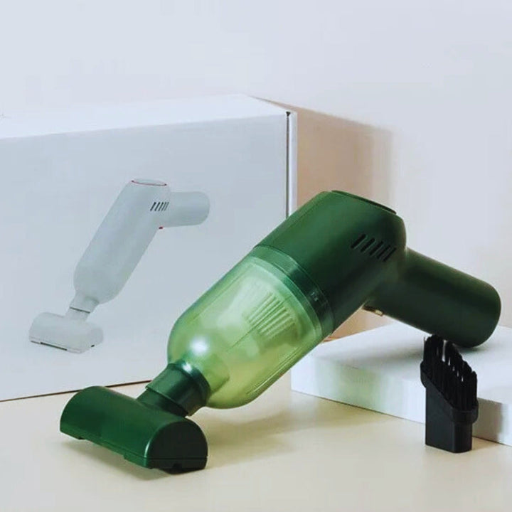 Vielseitiger grüner Handstaubsauger für Tierhaare: reinigt Polster, Teppiche und Auto schnell & effektiv.