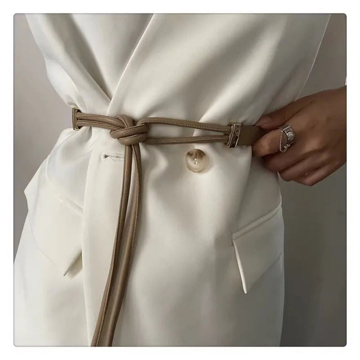 Chic Damen-Taillengürtel in Khaki/Braun mit kunstvollem Knoten-Design, ein Must-have für moderne Mode.