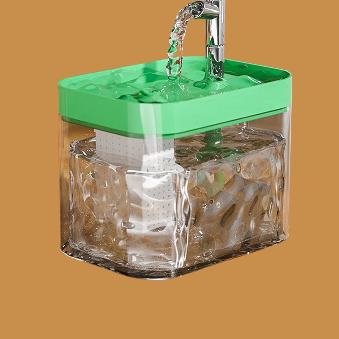 Geräuscharmer Wasserbrunnen für Haustiere, liefert gefiltertes, frisches Wasser für Gesundheit & Wohlbefinden.