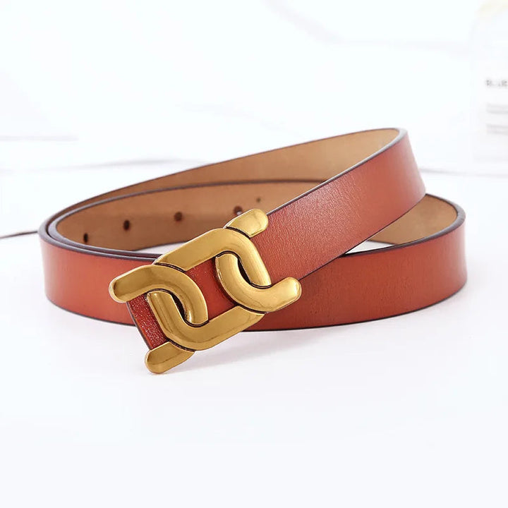 Stilvoller Damen-Gürtel mit eleganter Schnalle. Italienisches Accessoire, perfekt für einen modischen Look.