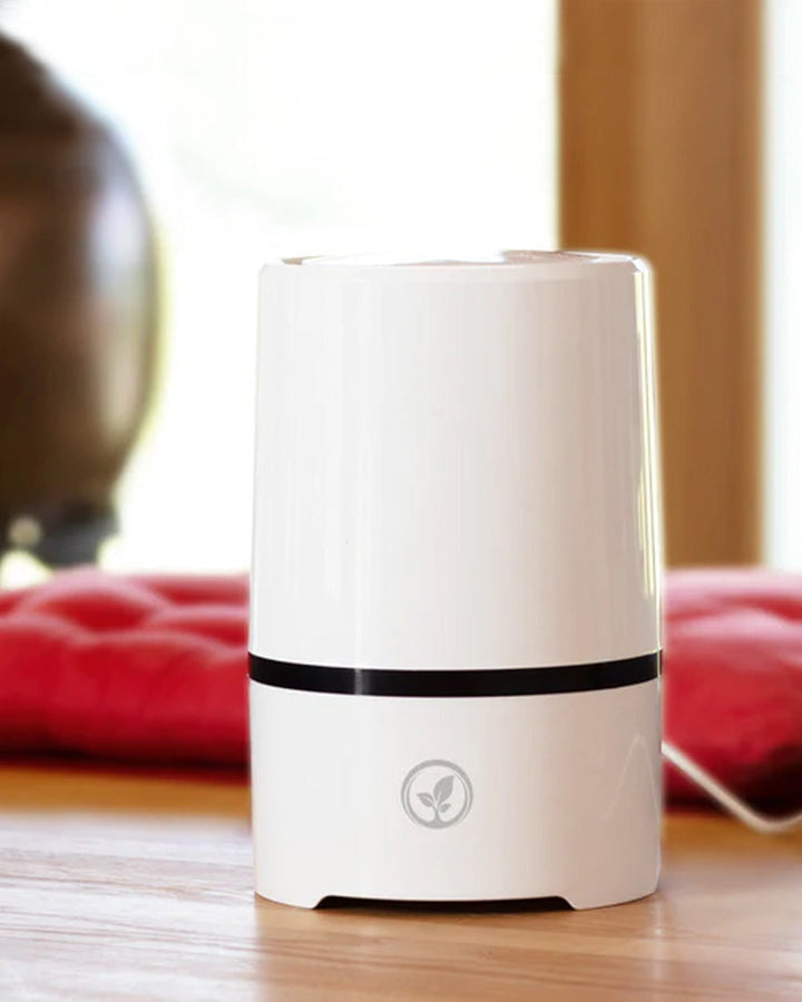 Eleganter wasserloser USB Aroma Diffuser für ätherische Öle, ideal für Büro & Zuhause zur Raumbeduftung.