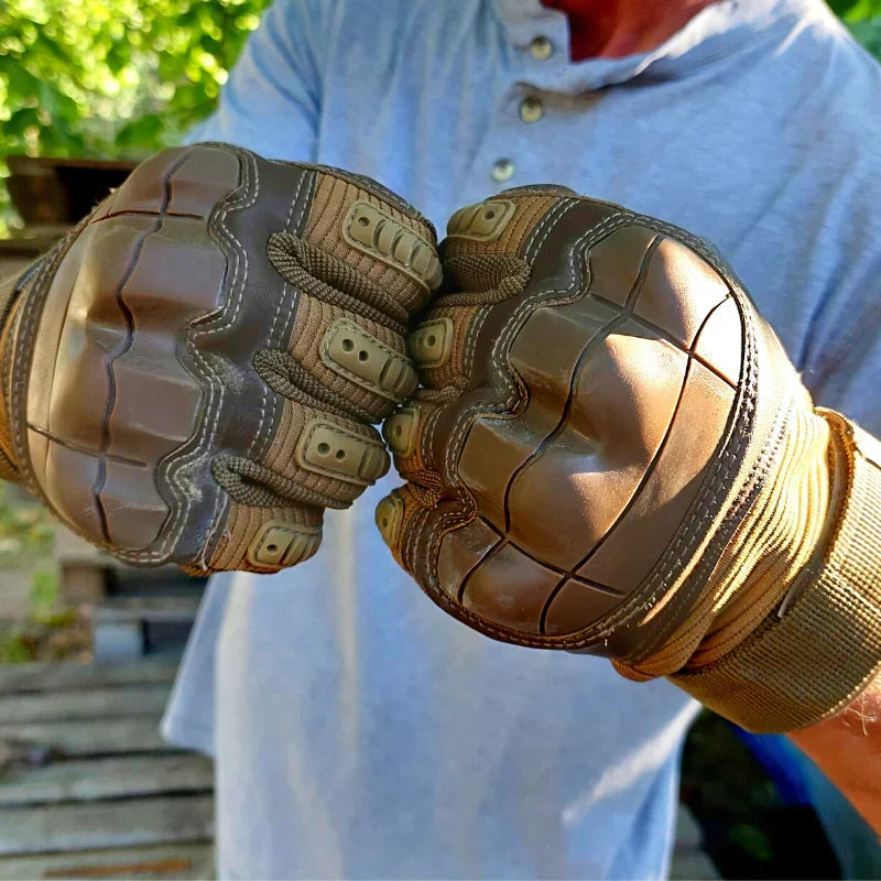 Wasserdichte Schutzhandschuhe für Damen und Herren, ideal für Nässe und Outdoor-Aktivitäten. Robuster Handschutz.