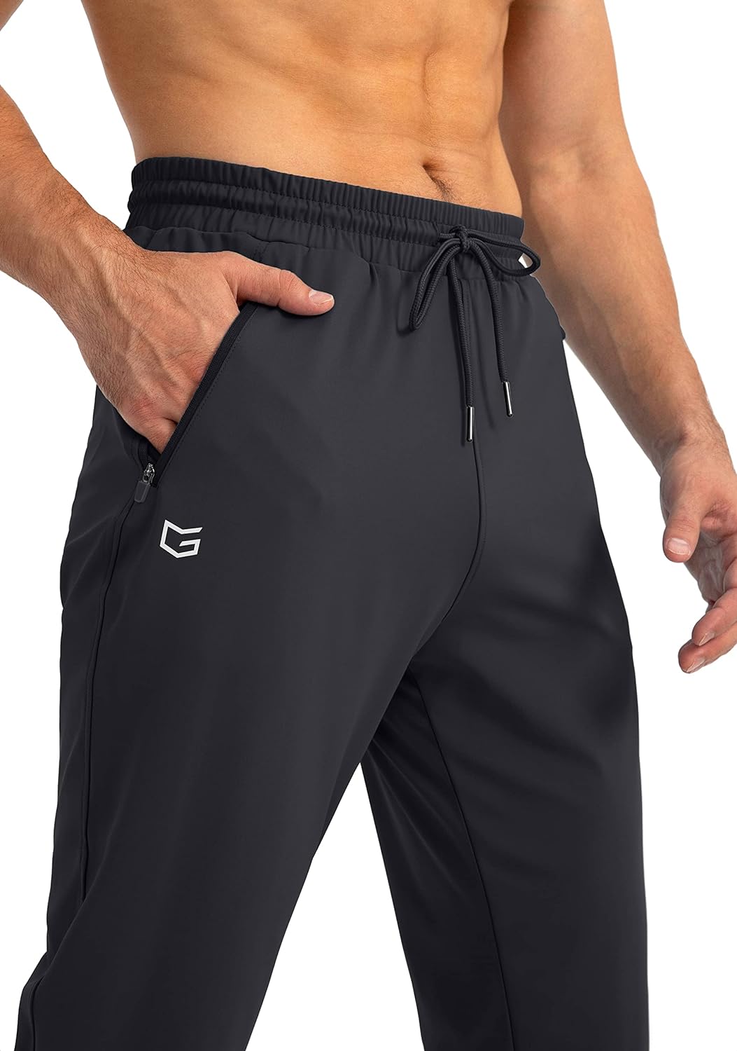 Herren Jogginghose, Tapered Fit, passt gut zu Hoodies & T-Shirts für Casual-Looks.