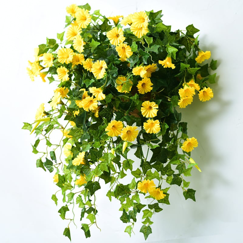 Realistische 90cm Kunst-Winde als UV-beständige Kletterpflanze für Garten- und Terrassendekoration.