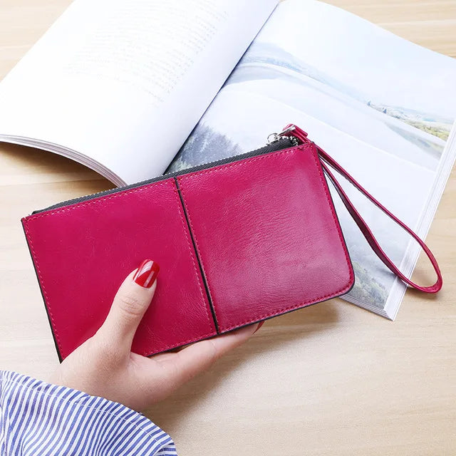 Stilvolle Vintage-Brieftasche für Damen mit Reißverschluss, perfekt als kompakter Kartenhalter.