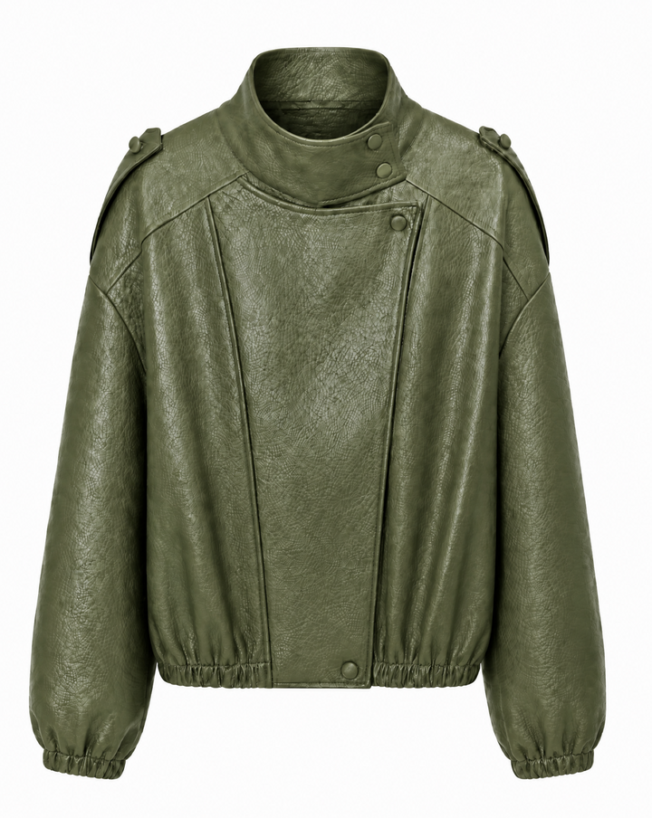Stylische Damen Bikerjacke, kurz & oversized, mit klassischem Reverskragen für einen modernen Übergangslook.