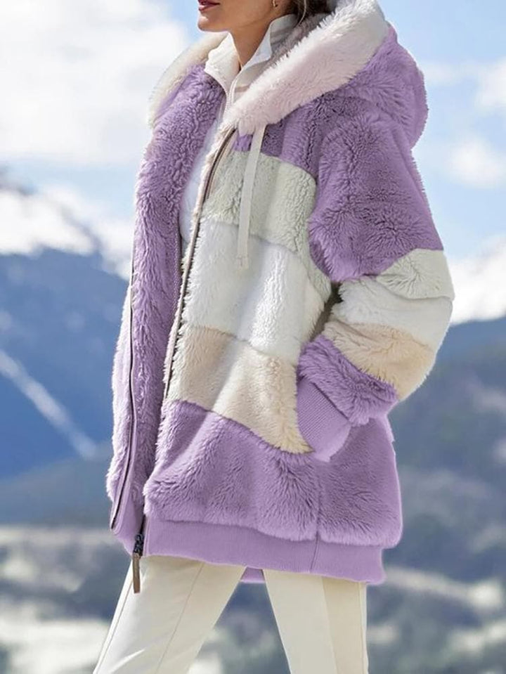 Kuschelig warme Damen Winterjacke, modisch & locker, perfekt für kalte Tage im Winter.