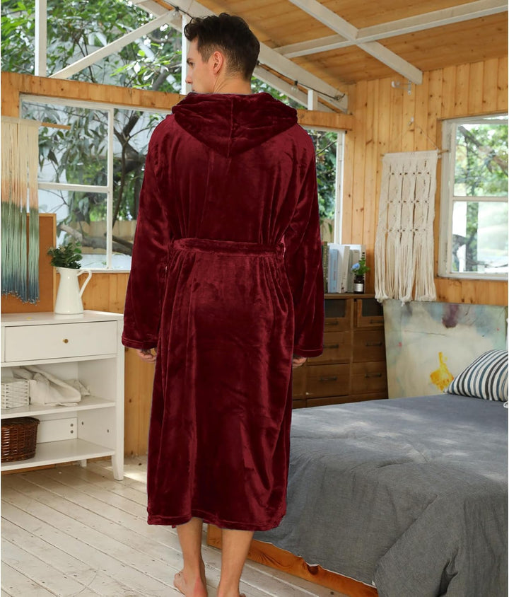 Herren Morgenmantel für den Winter, elegant und sehr funktional.