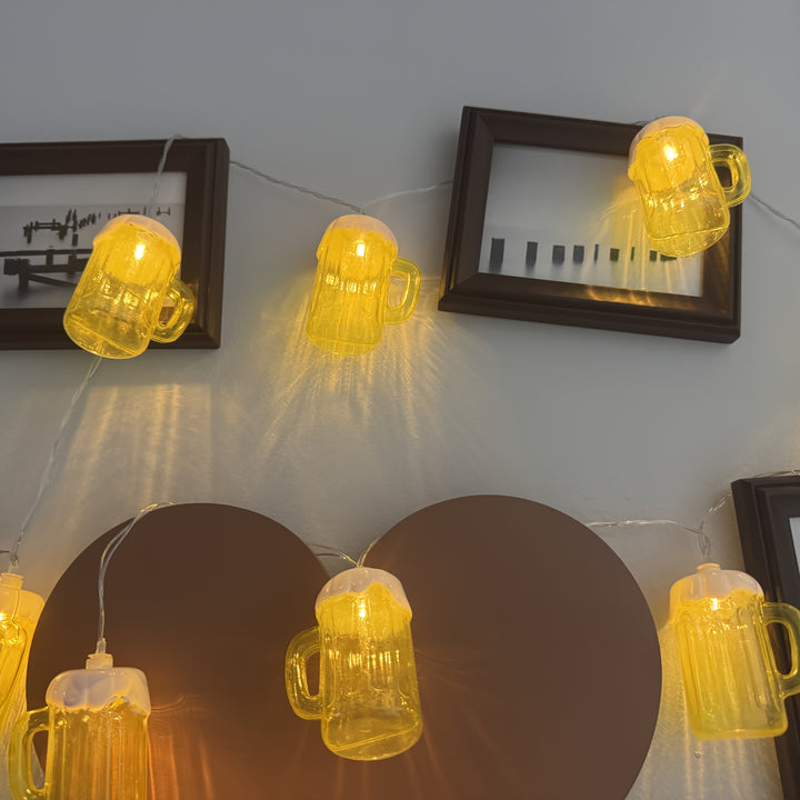 Indoor-Dekoration: LED-Bierkrug-Lichterketten (2er Set) als Stimmungslicht für Bar, Partyraum oder Küche.