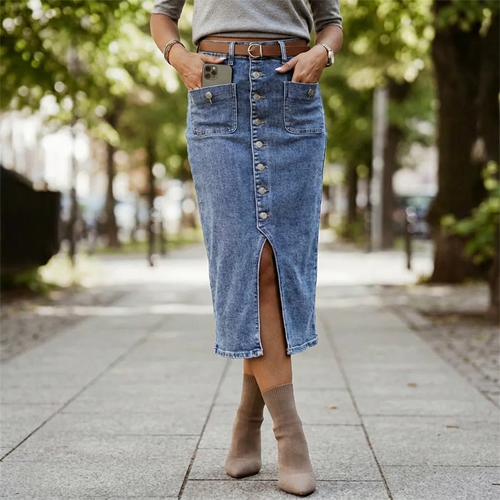 Damen High-Waist Jeansrock in Dunkelblau, Bleistift-Stil, mit klassischer Waschung, zeitlos und elegant.