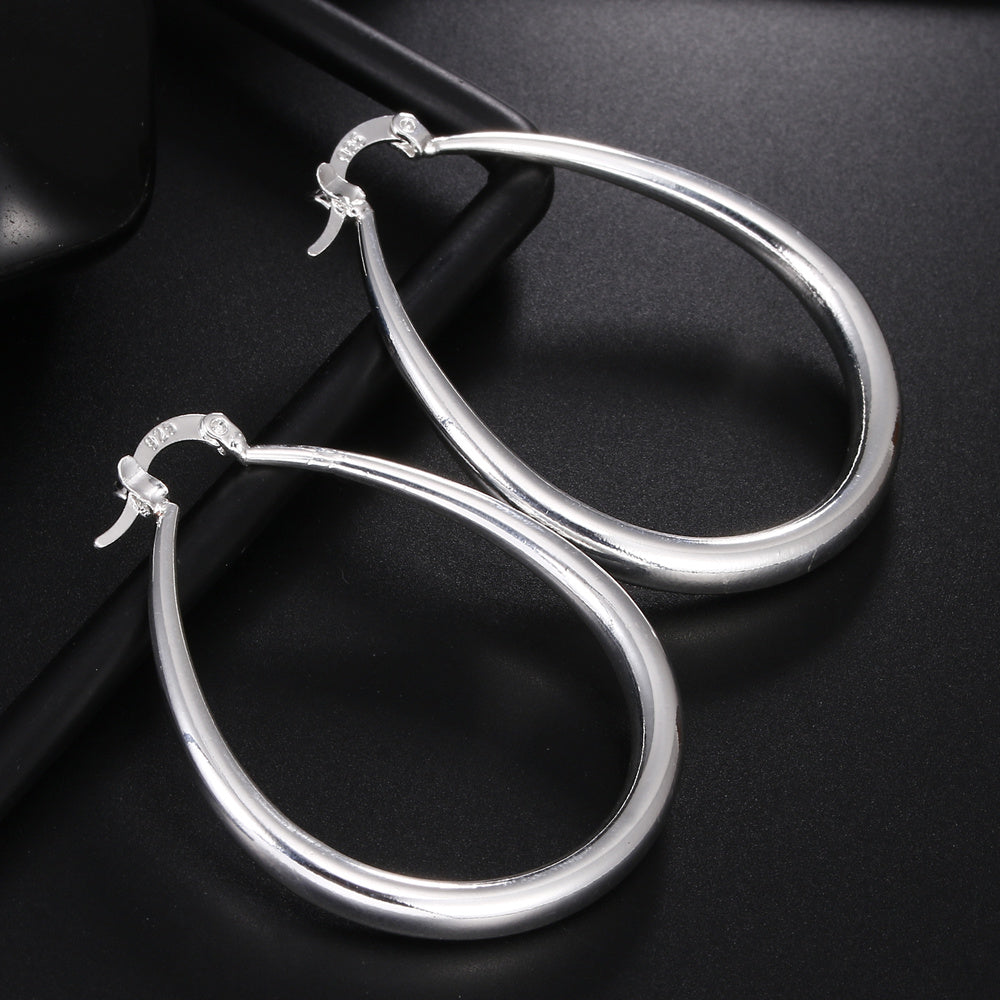 Hochwertige Damen 925er Silber Ohrringe, glänzende glatte Kreis Creolen, sehr elegant.
