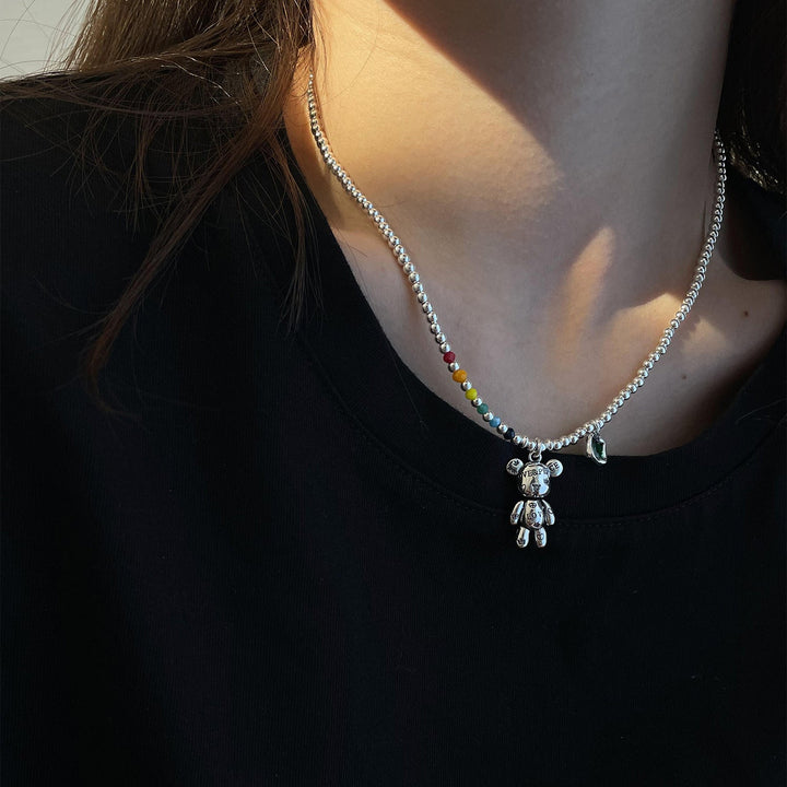 Glänzende Damen Halskette aus Sterling Silber mit funkelndem Zirkon. Klassischer und eleganter Damenschmuck.