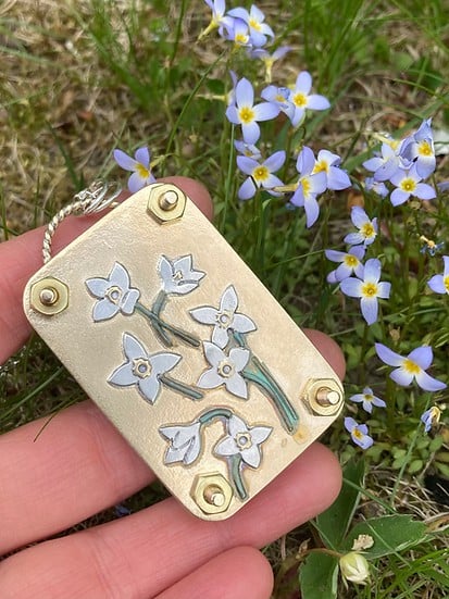 Langlebige Silbermessing Blumenpresse für jahrelangen Bastelspaß.