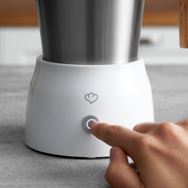 Elektrischer Milchaufschäumer für professionellen Milchschaum zum Kaffee, Latte Macchiato und cremige heiße Schokolade.